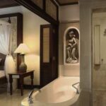 Royal Room 4