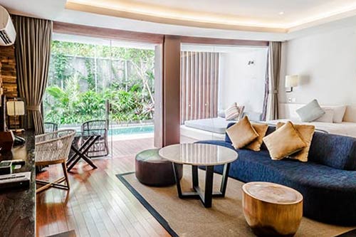 Suite Room With Canopy 1