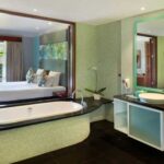 One Bedroom Apartment Suite King Bed With Balcony 3