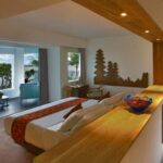 Oceanfront Suite 2