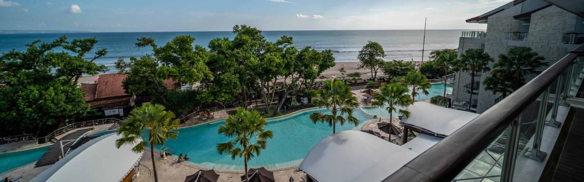 5 Nights with Breakfast, Transfers, Welcome Cocktail & More!