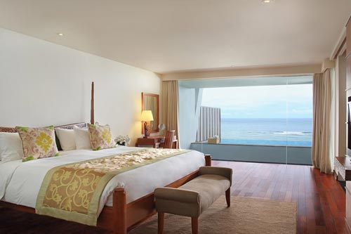 Oceanfront Family Suite 1
